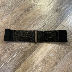 EXPRESS Black Elastic Belt with Faux Patent Alligator Design - Size M/L